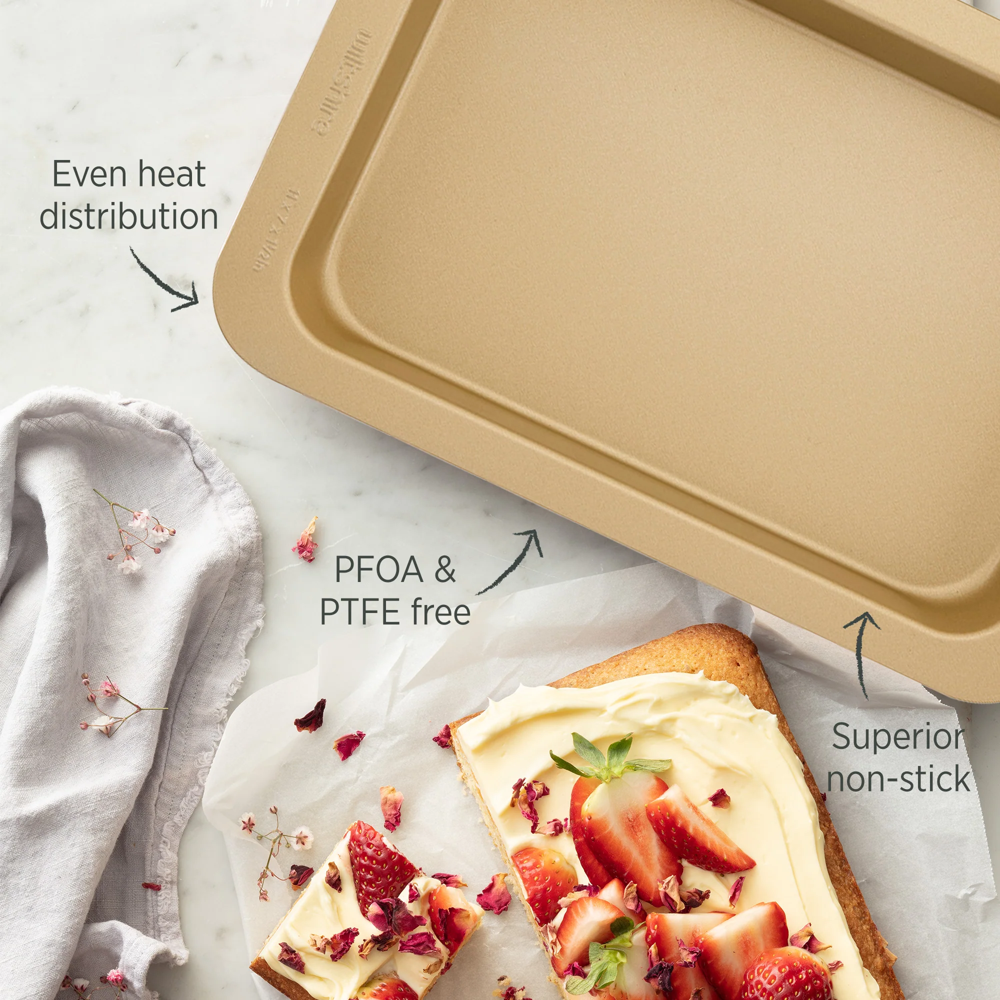 Champagne Gold Slice Pan 27.5cm - Image 3