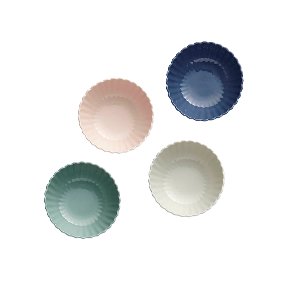 Petite Petal Bowls 4 Piece Set 15cm x 6.5cm / 6" x 2.6" - Image 3