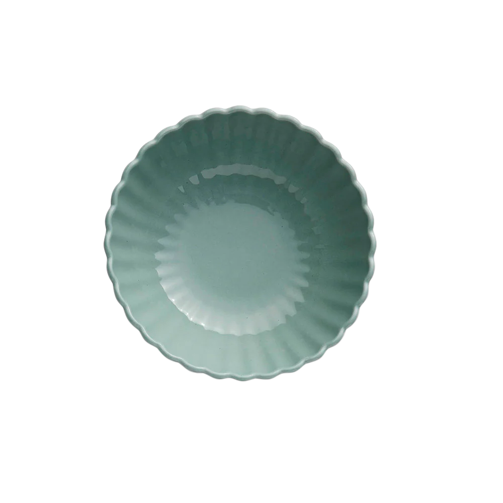 Petite Petal Bowls 4 Piece Set 15cm x 6.5cm / 6" x 2.6" - Image 4